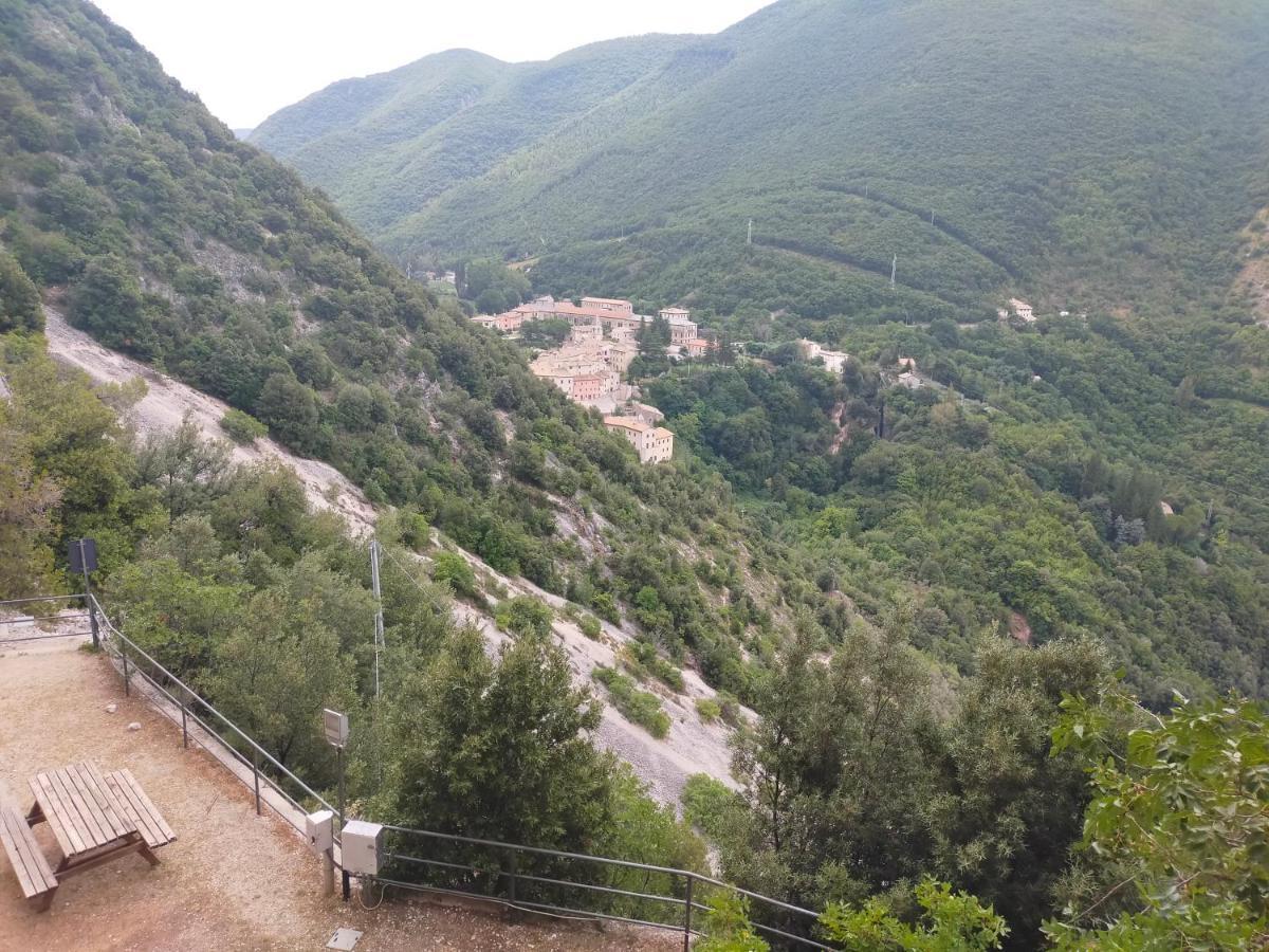 Traivicolidifoligno Otel Dış mekan fotoğraf